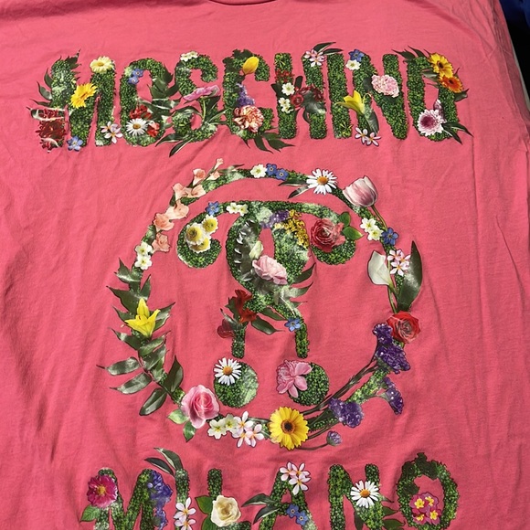 Moschino t shirt - Picture 3 of 3